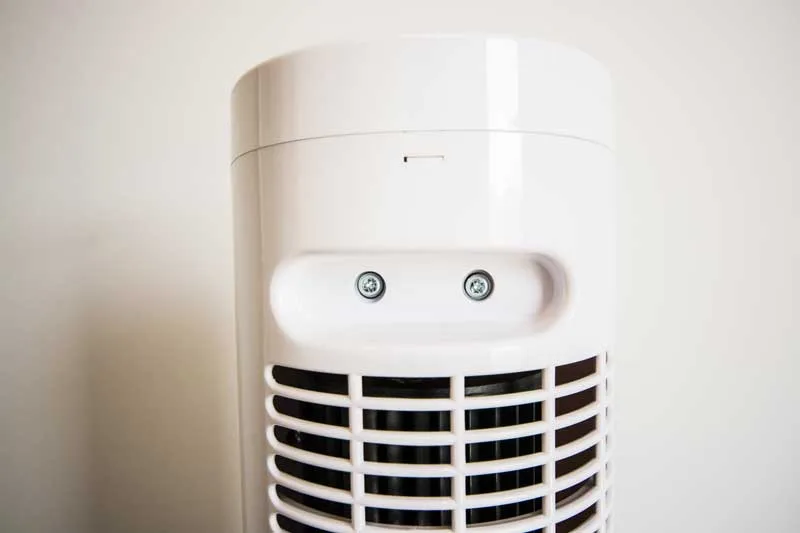 Honeywell HYF013 Tower Fan Review honeywell-tower-fan-review-handle